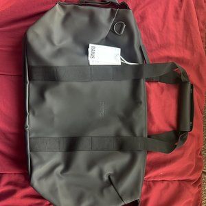 RAINS Hilo Black Weekend Bag - New with tags